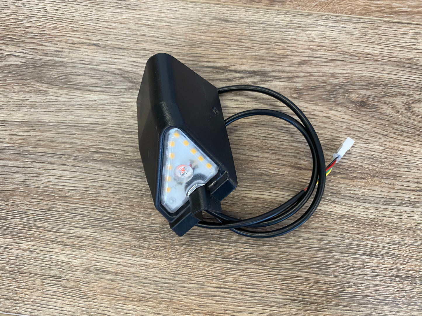 P-G5 TAIL LIGHT L/R